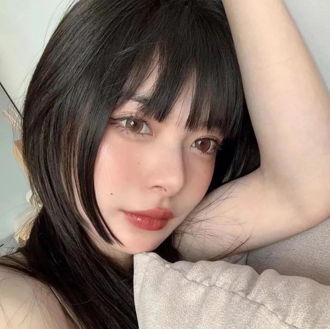 巫毒少女 海报